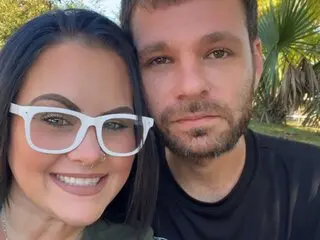 Hd adult online AllieandBryce