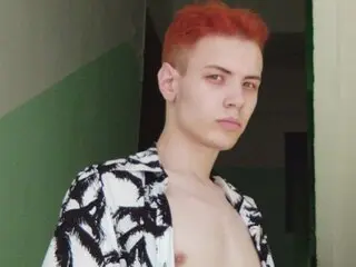 Videos livesex live ArchyWhite